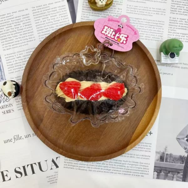 Oreo Strawberry Cream Bread